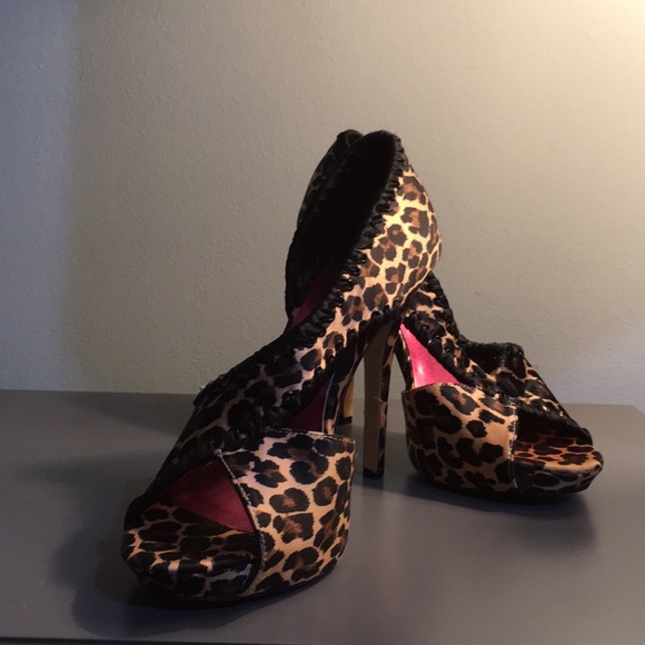 Betsey Johnson Heels - Picture 2 of 6